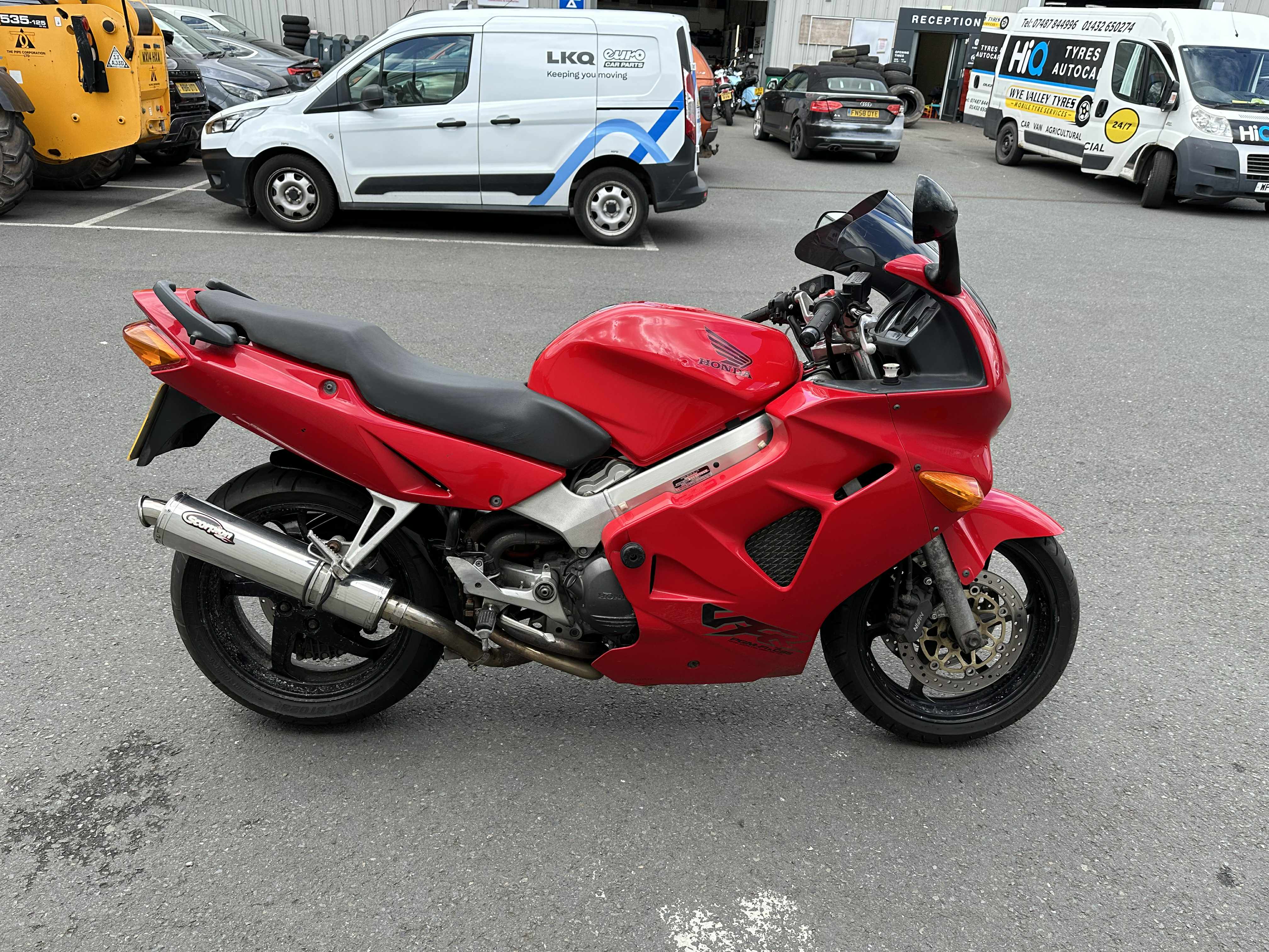vfr800 1